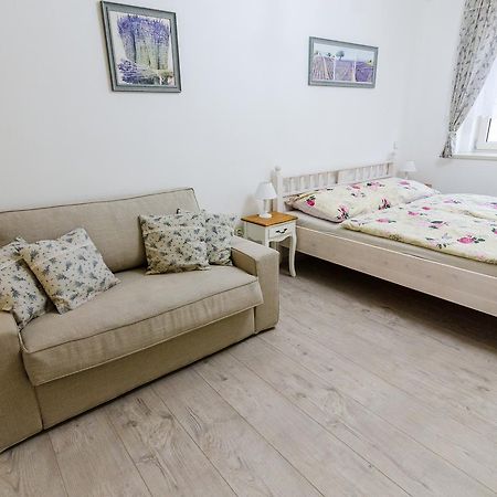 Guesthouse Sam Roudnice nad Labem Buitenkant foto